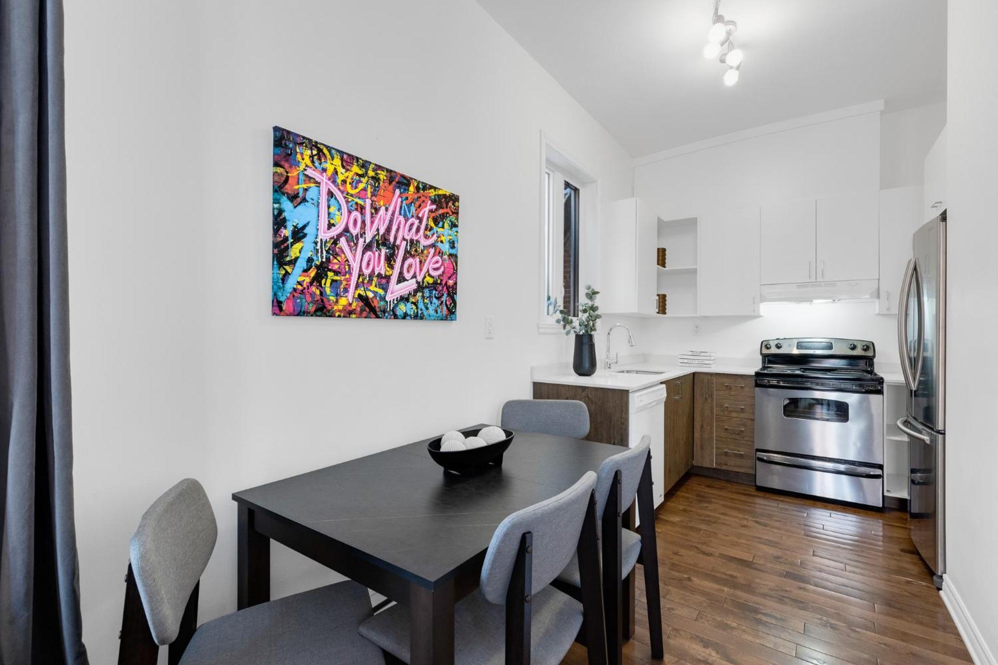 Liv Mtl Mtl Aparthotel Montreal Luaran gambar