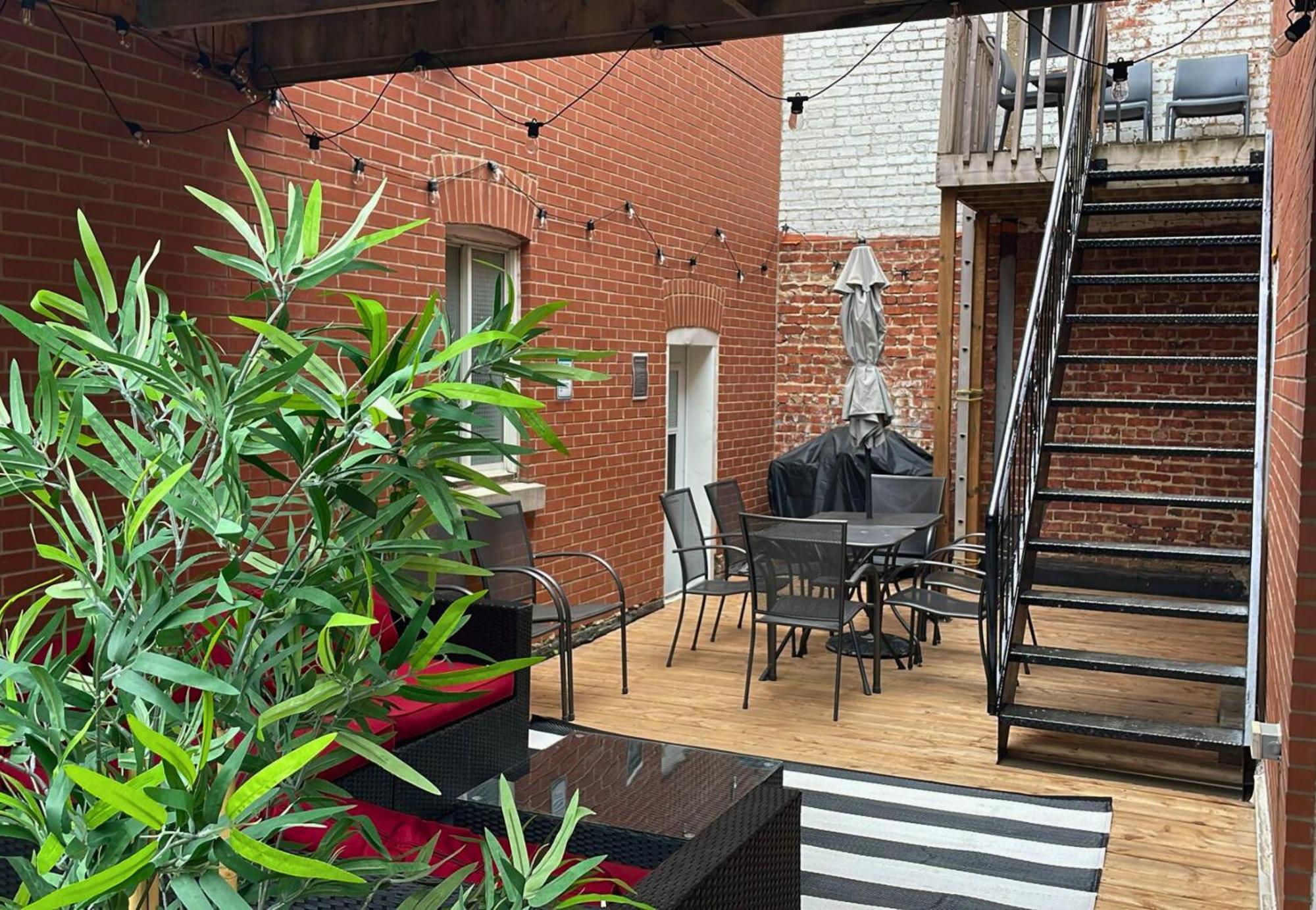 Liv Mtl Mtl Aparthotel Montreal Luaran gambar